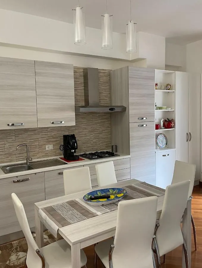 Max'S Apartment Палермо Италия